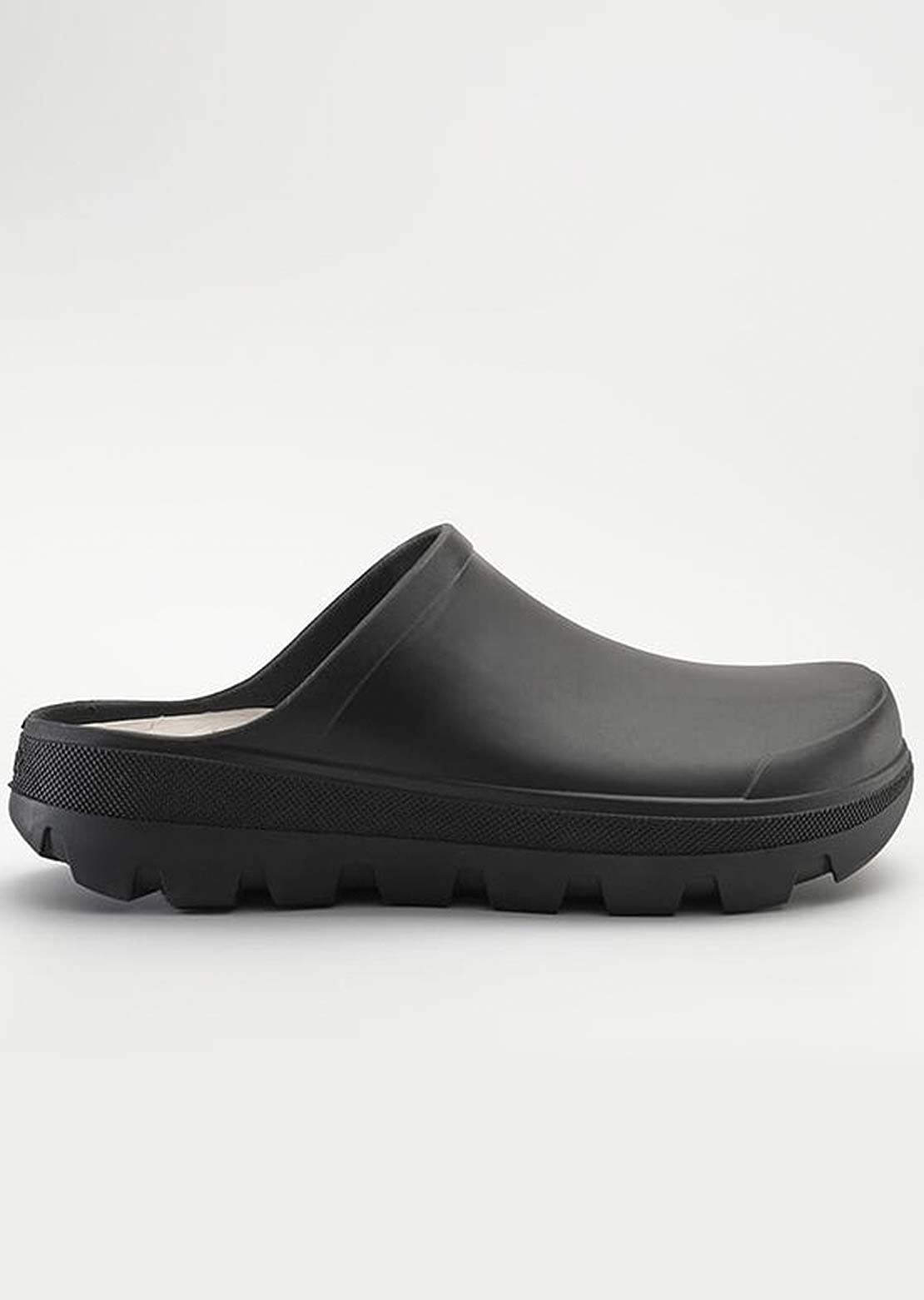 Kamik Unisex Nova Clogs Black