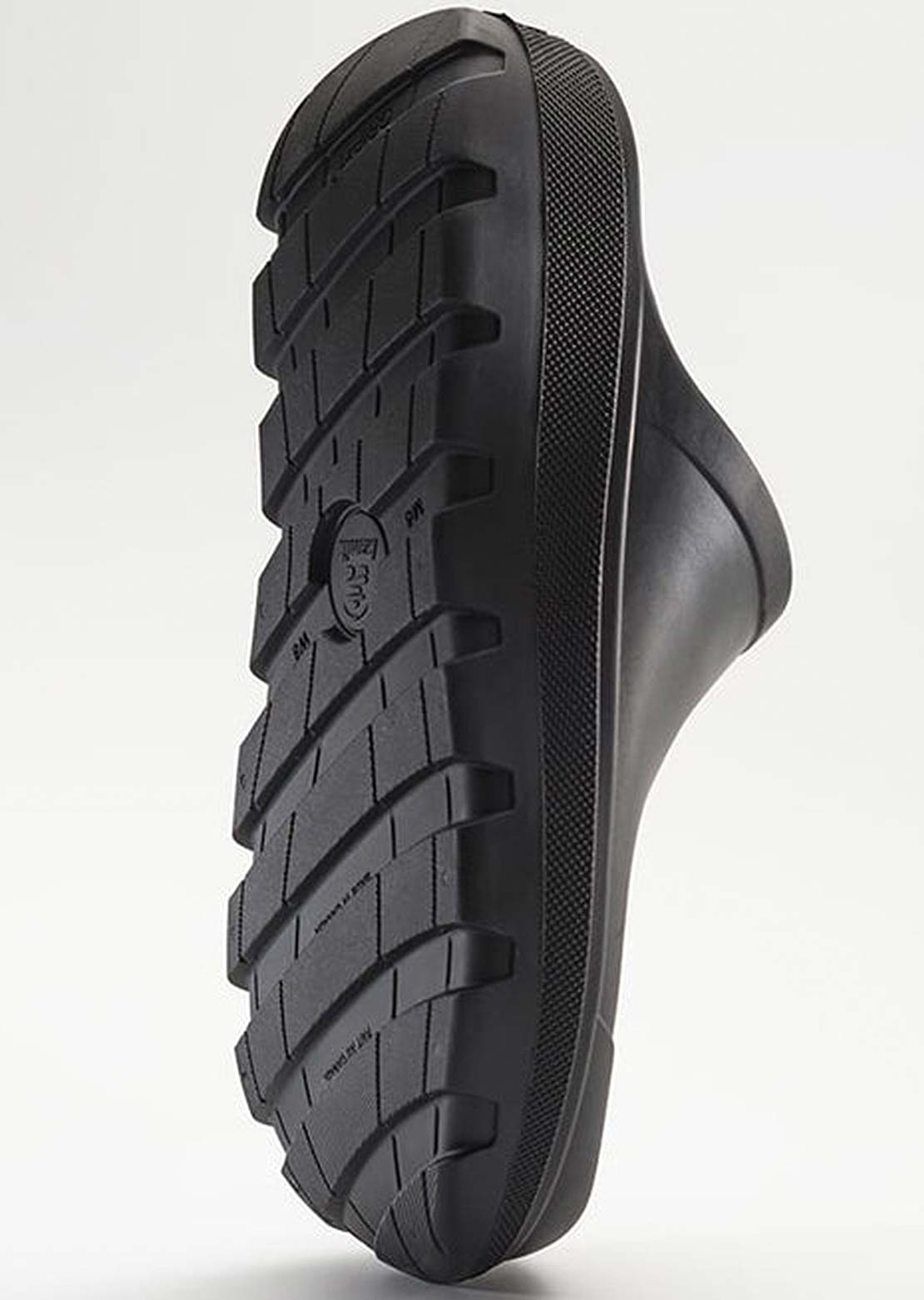 Kamik Unisex Nova Clogs Black