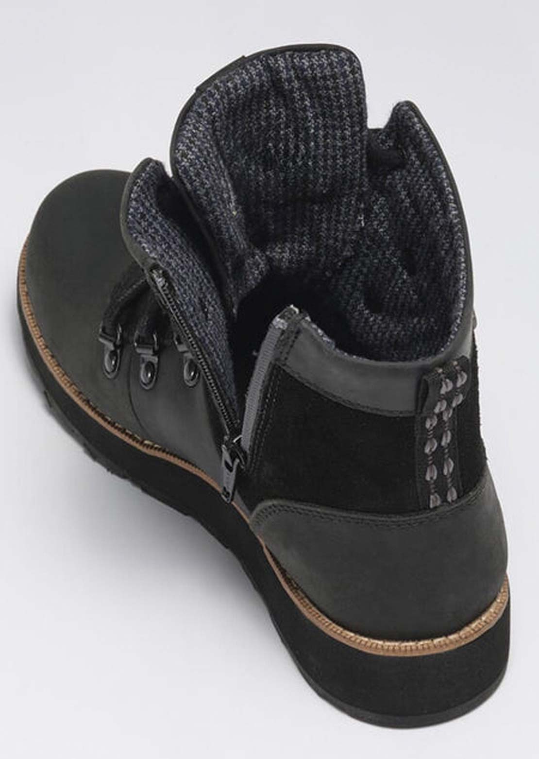 Kamik Women's Comfortable Ariello Casual Boots Black
