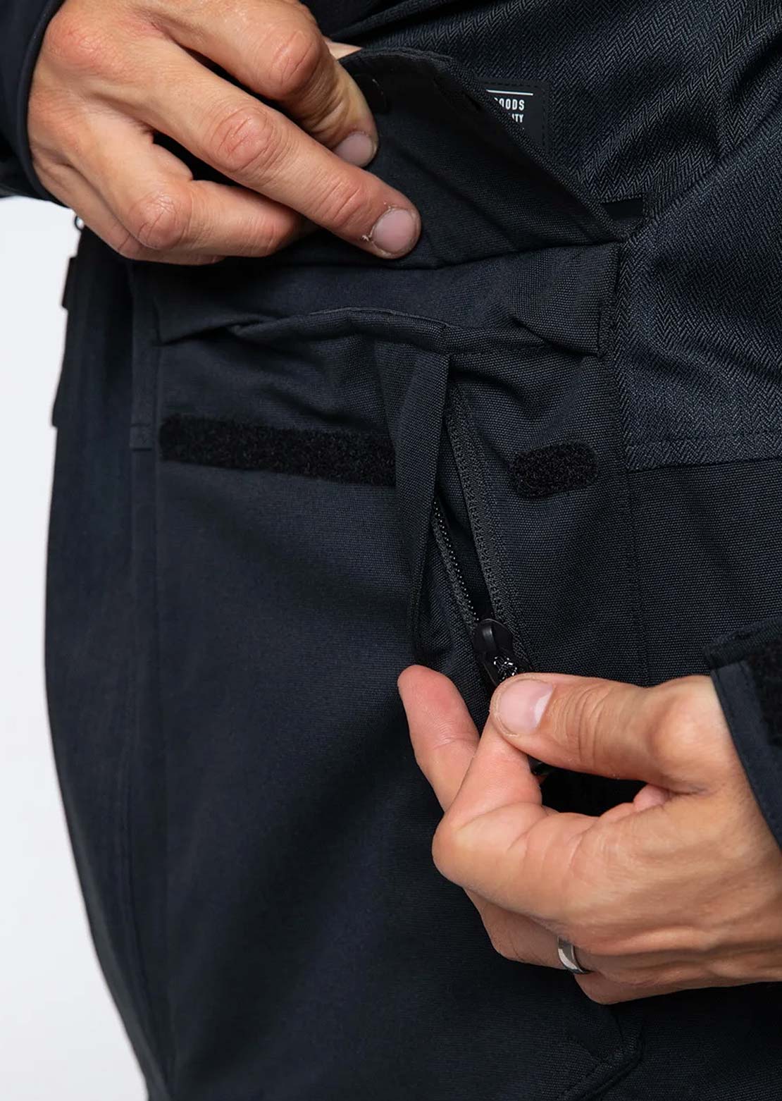 L1 Men&#39;s Legacy Jacket Black