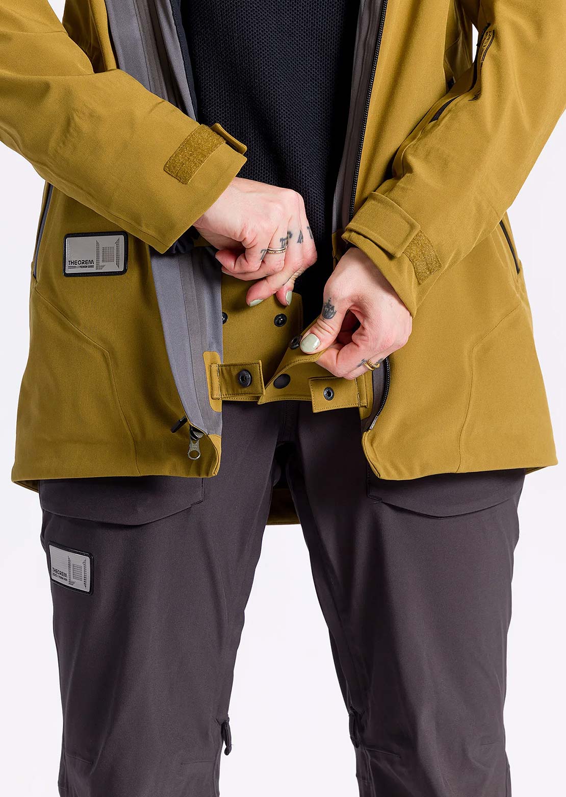 L1 Women&#39;s Nightwave Snowboard Jacket Moss