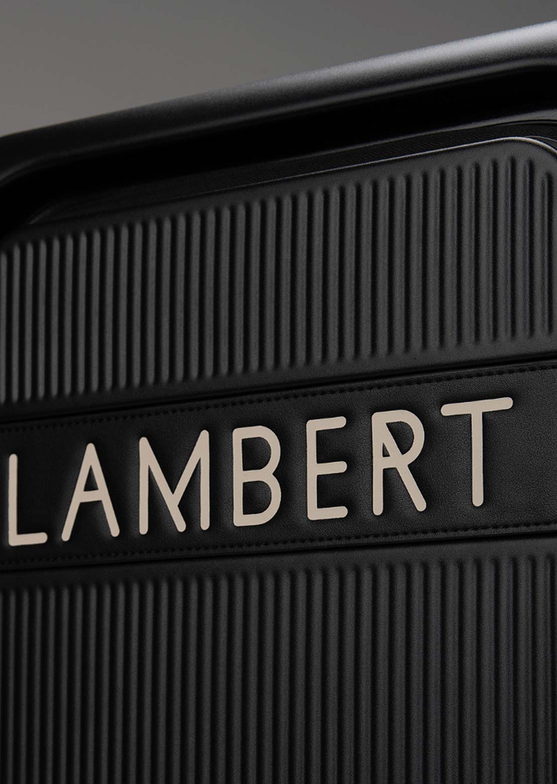 Lambert Women&#39;s Bali Cabin Suitcase Black