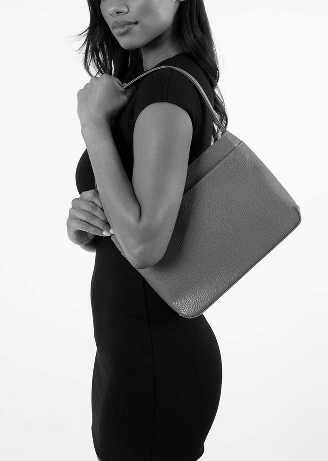 Matt & Nat Luisa Shoulder Bag Black