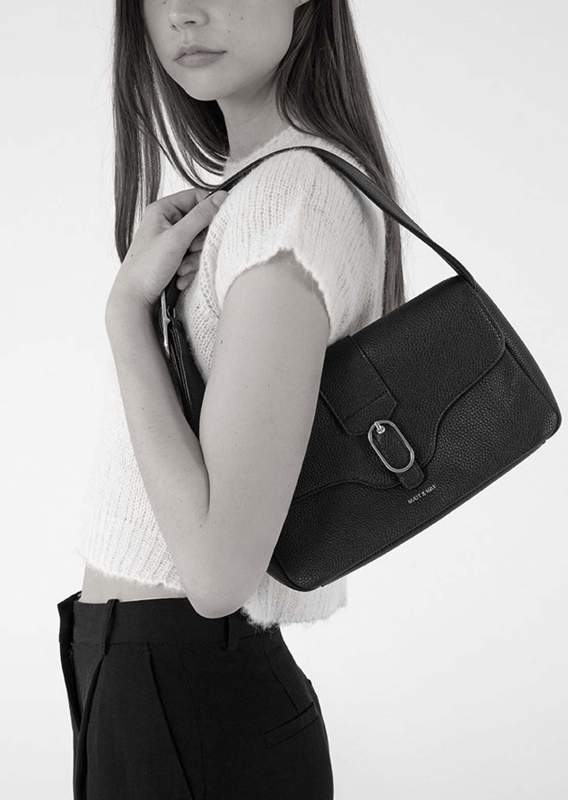 Matt & Nat Unisex Isabelle Grain Shoulder Bag Toffee
