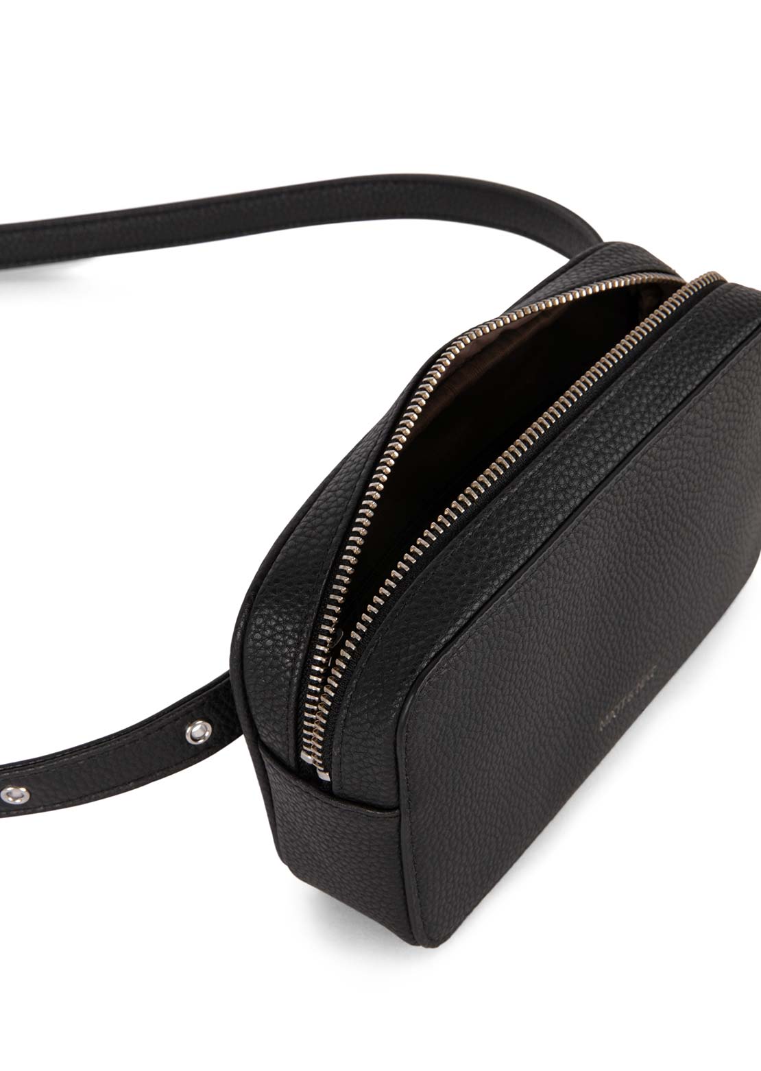 Matt & Nat Unisex Larra Grain Belt Bag Black