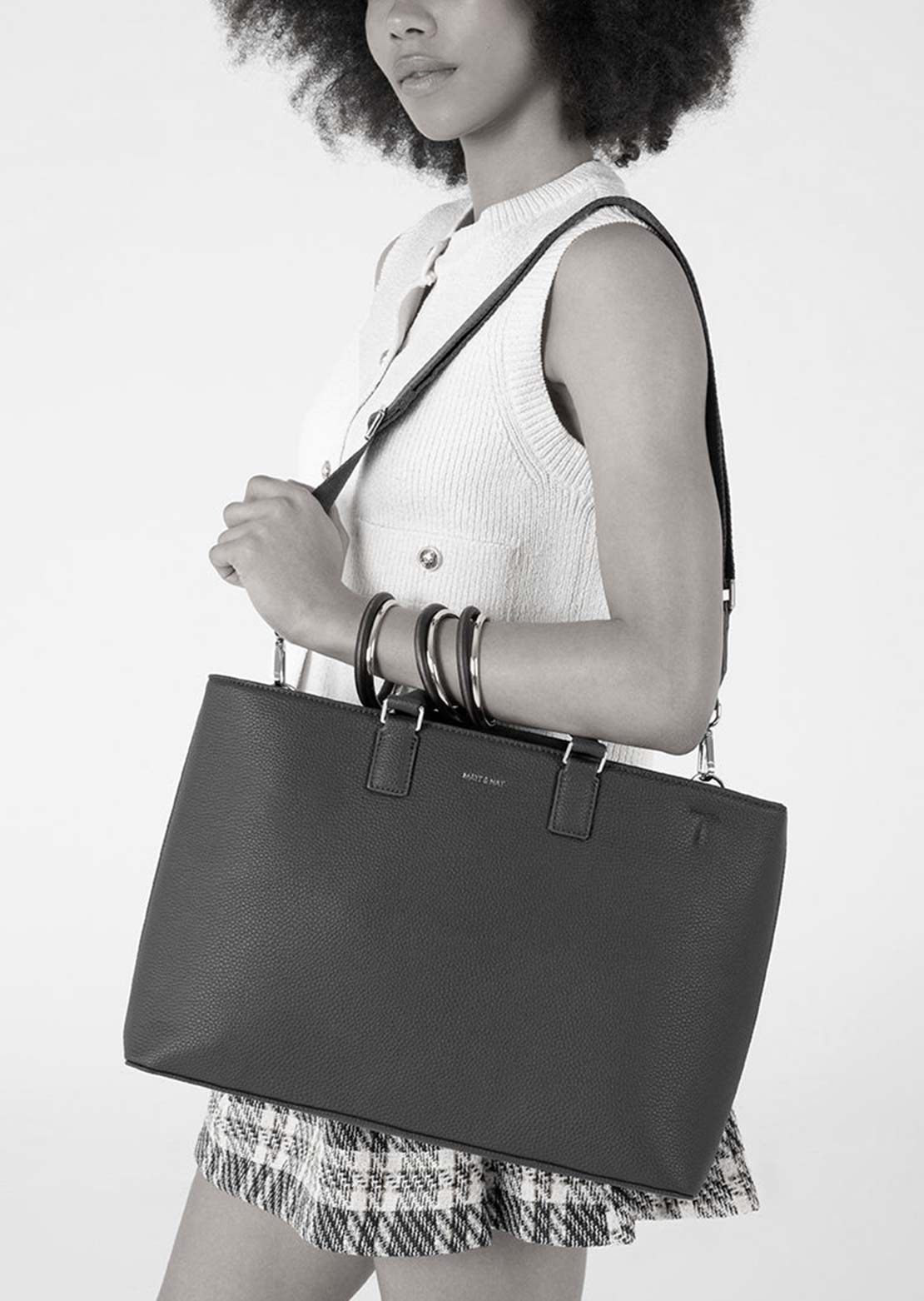 Matt & Nat Unisex Sevyn Satchel Hand Bag Coal