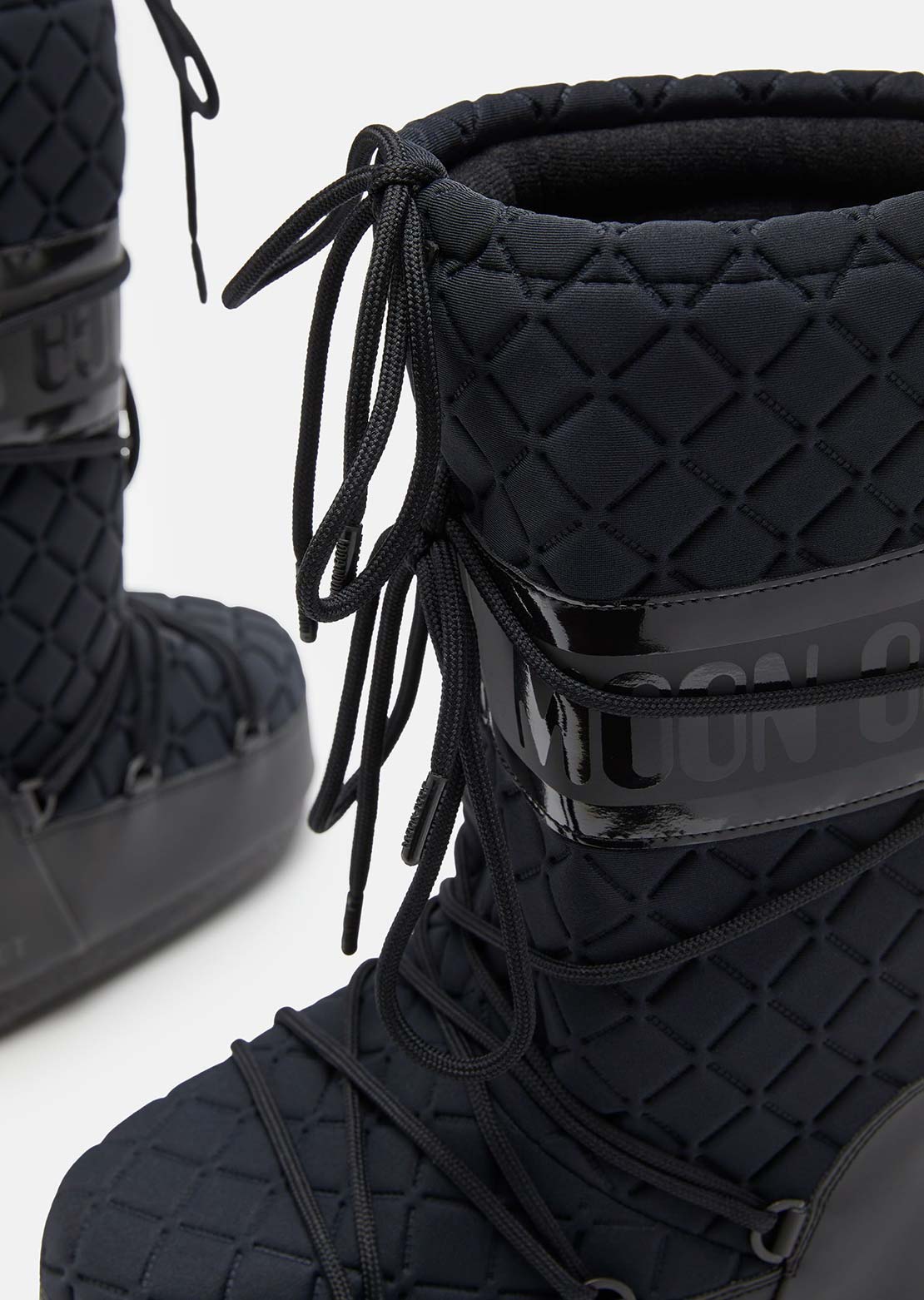 Moon Boot Women's Icon Quilt Boots Black