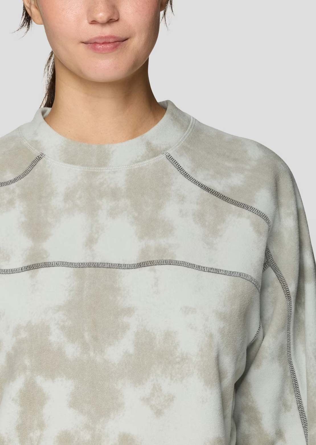 Mountain Hardwear Women's Microchill Pullover Crewneck Sweater