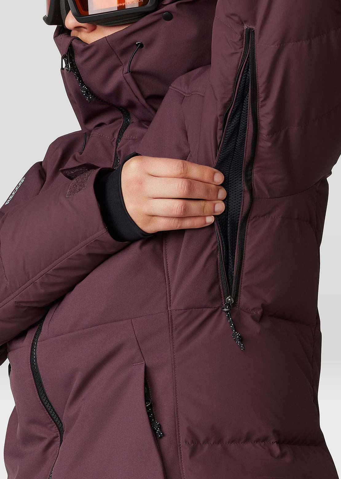 Mountain Hardwear Women's Powder Maven Down Jacket Blackberry