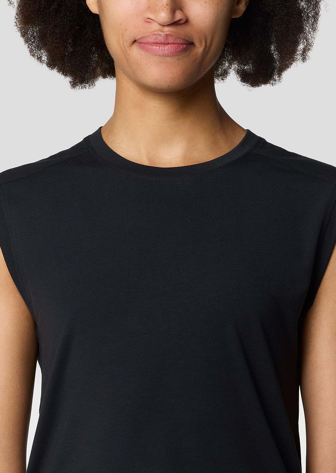 Mountain Hardwear Women's Trekkin Go Sleeveless Top Black