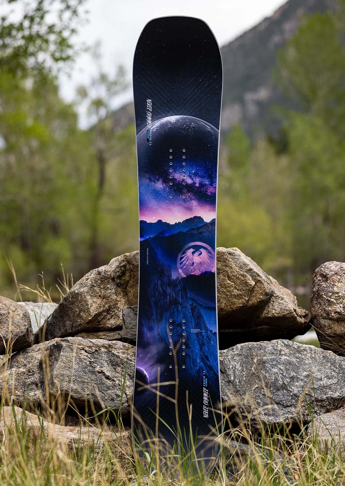 Never Summer Women's Proto Type 3 Hybrid Snowboard