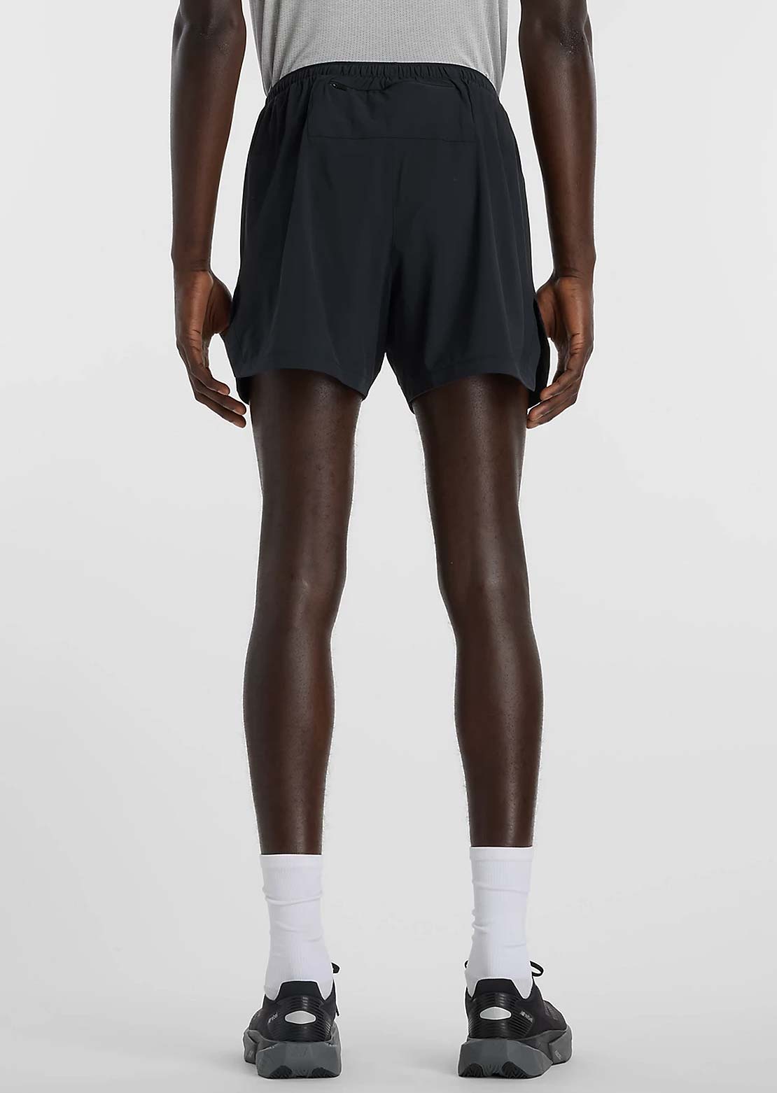 New Balance Men’s RC Essential 5" Shorts Black