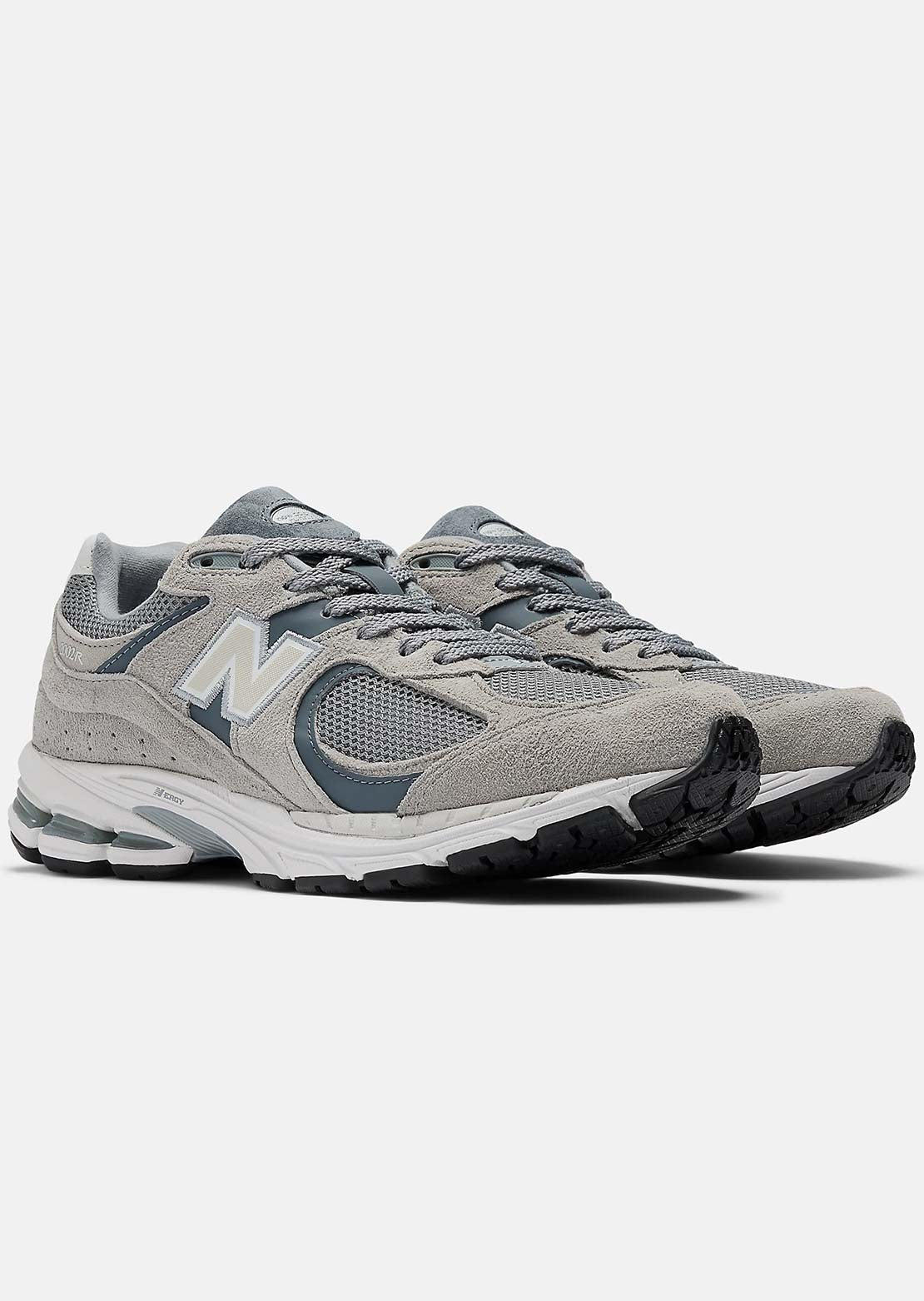 New Balance Men's 2002R Shoes Grey