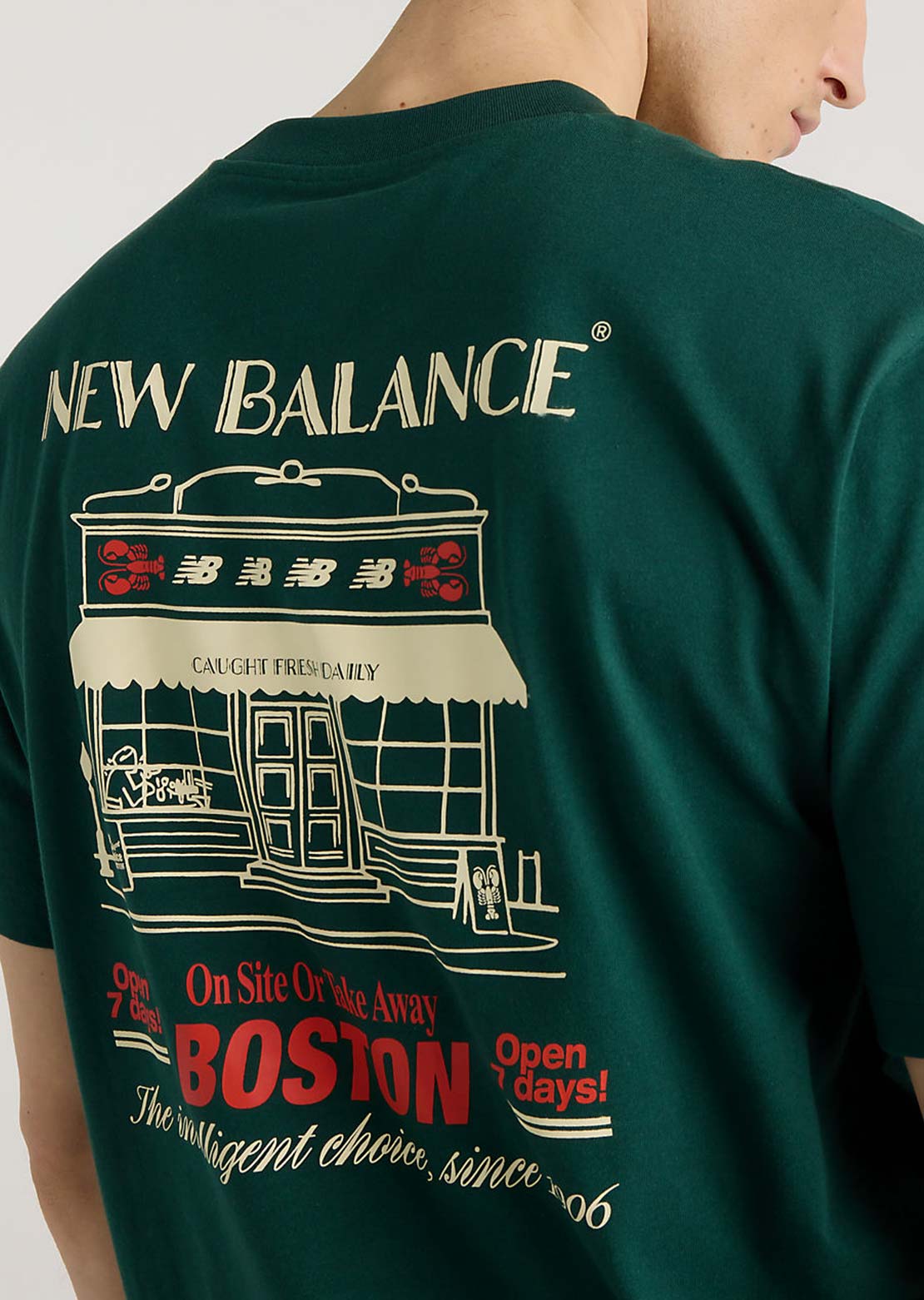 New Balance Hommes Grab a Bite Boston T-Shirt