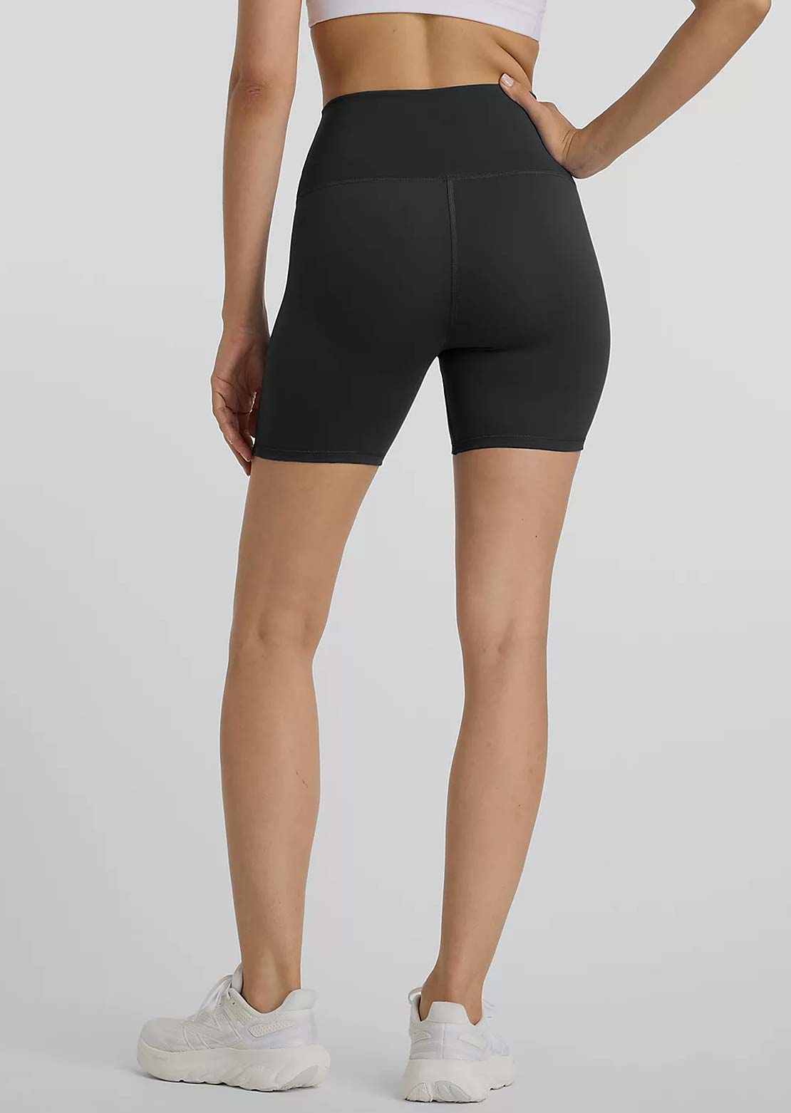 New Balance Women’s Harmony High Rise 6" Shorts Black