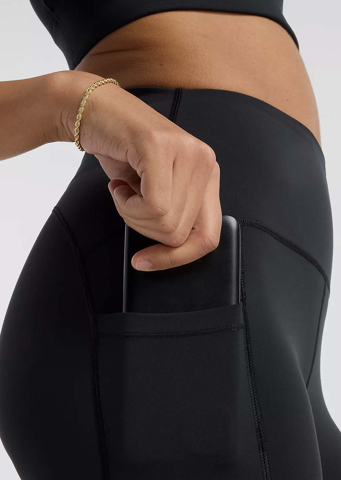 New Balance Women's RC Pocket Leggings Black