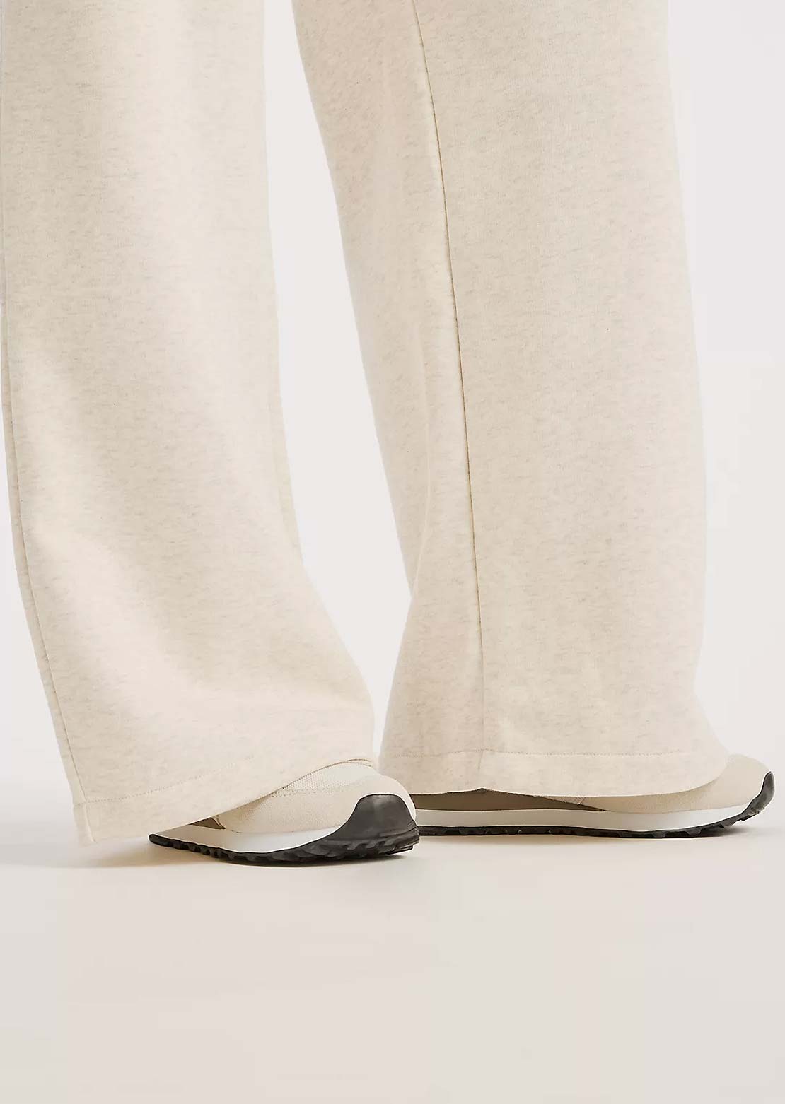 New Balance Women's Trackside Fleece Pants