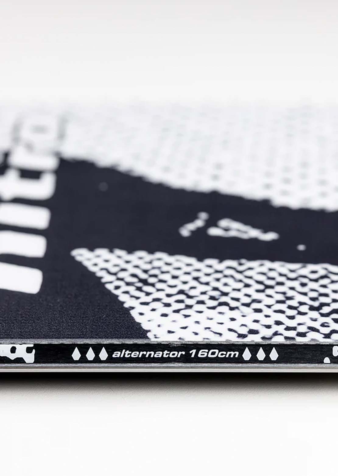 Nitro Men's Alternator x Volcom Snowboard