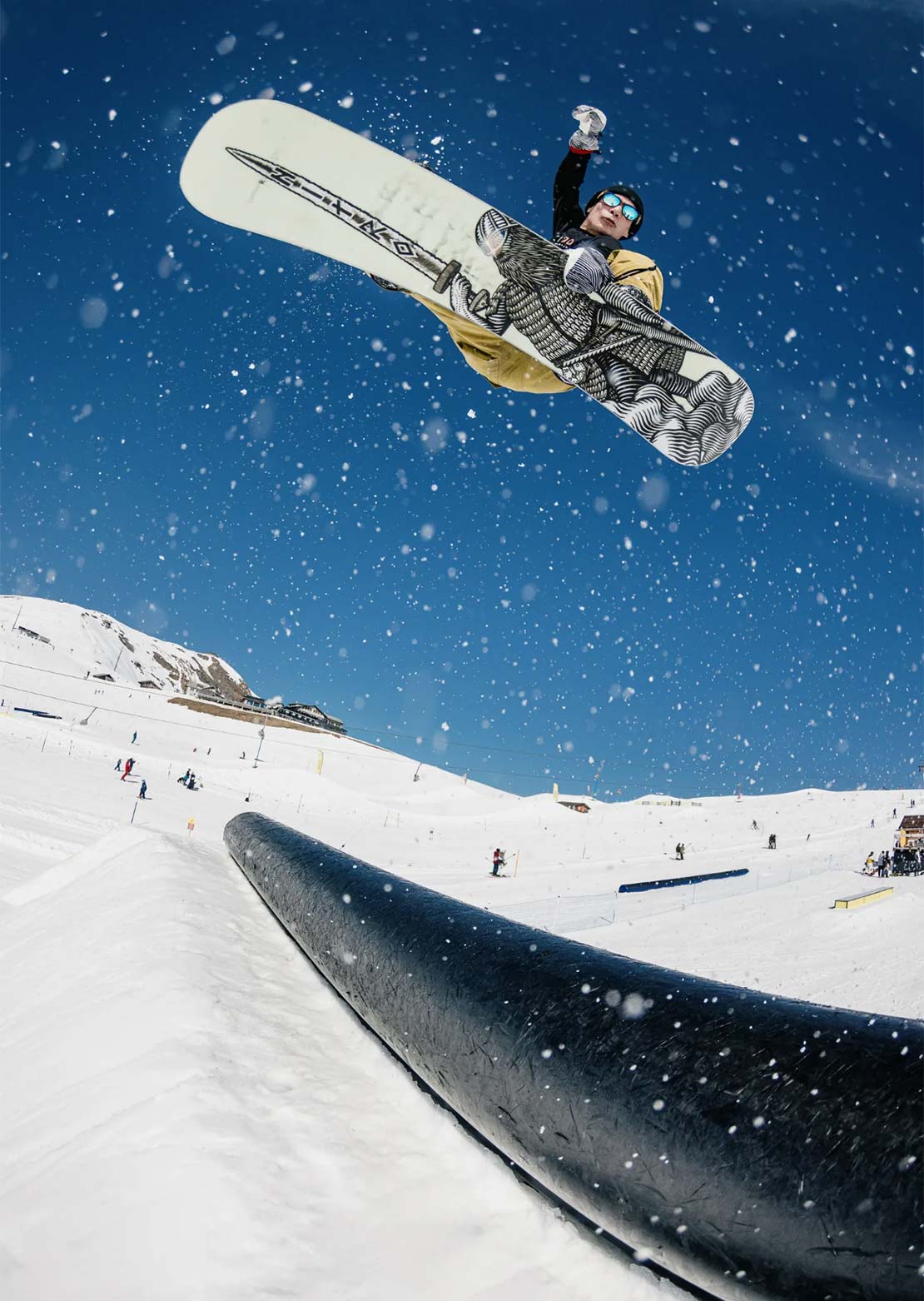 Nitro Men's Beast Snowboard