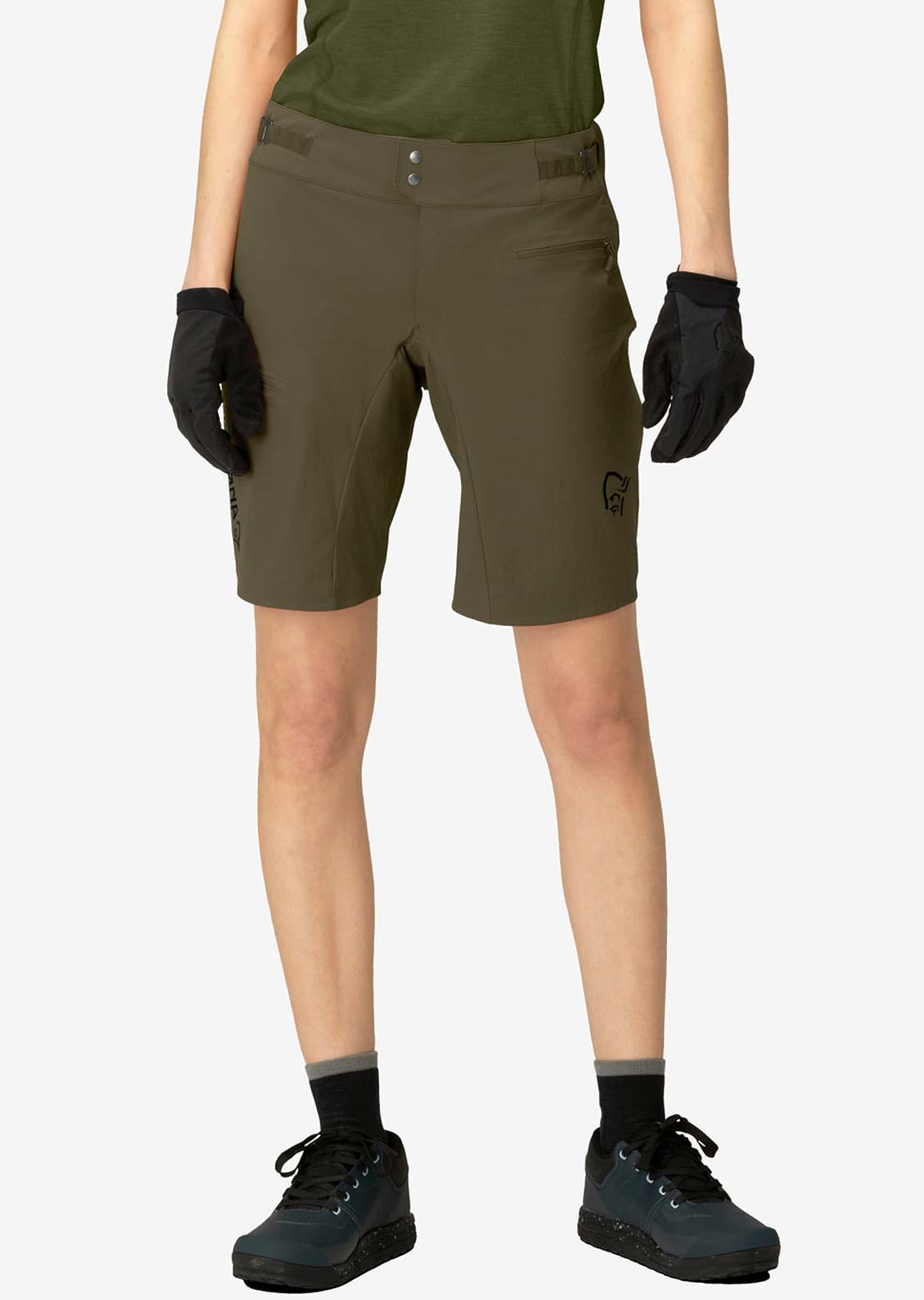 Norrona Women's Fjora Flex1 Light Shorts Olive Night