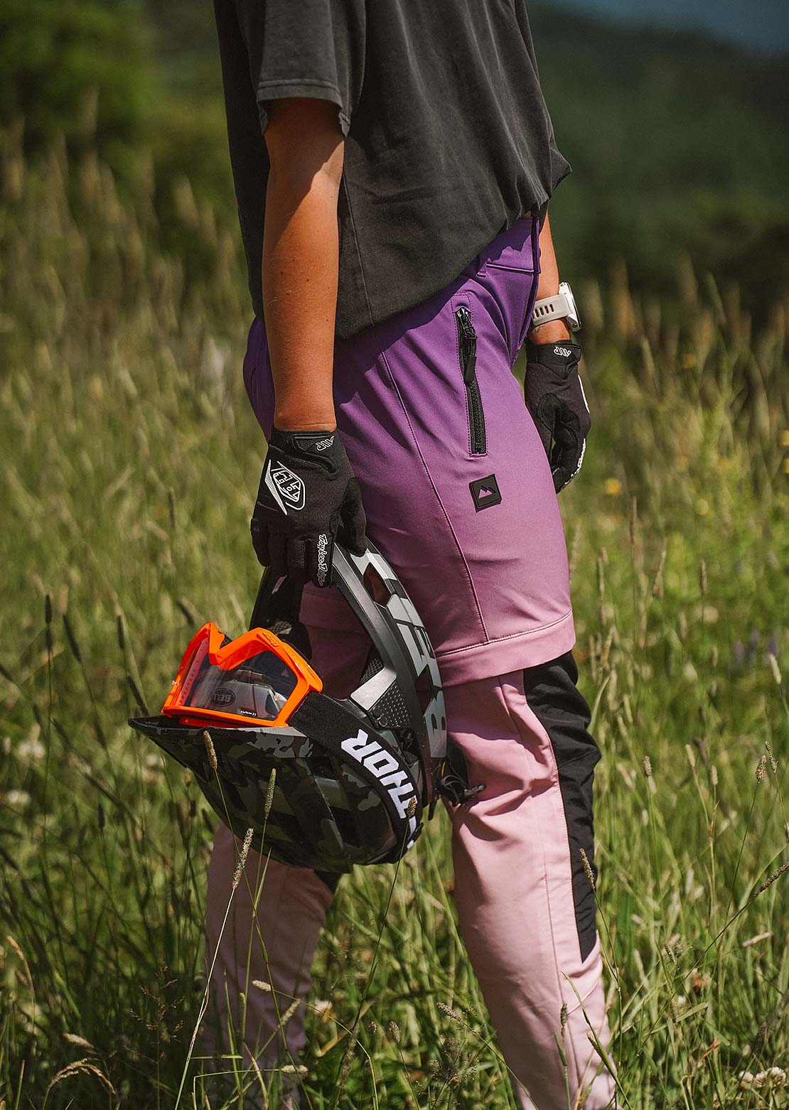 Notice The Reckless Women's MTB Zip-Off Pants