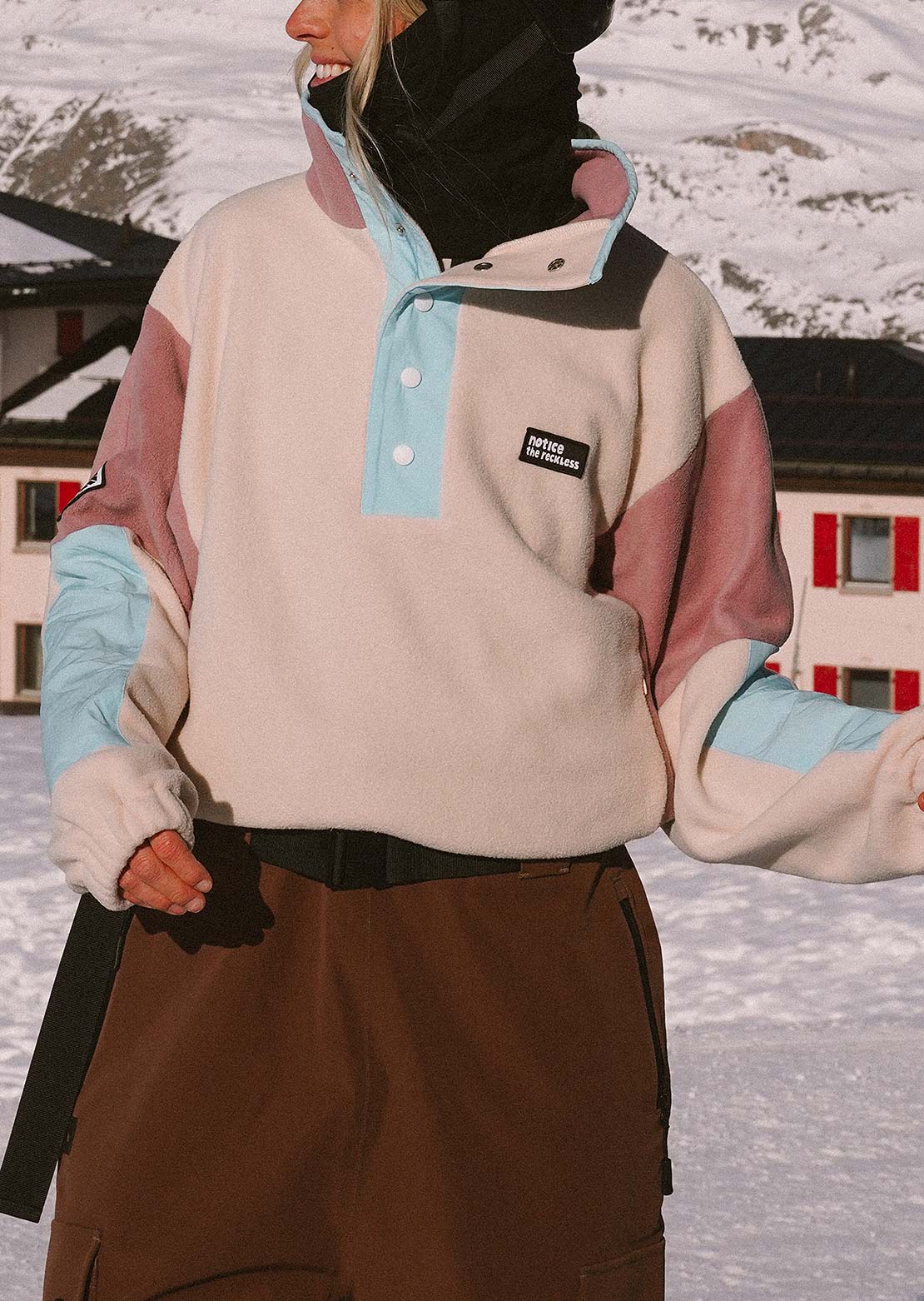 Notice The Reckless Women's Vallieres Cropped Fleece