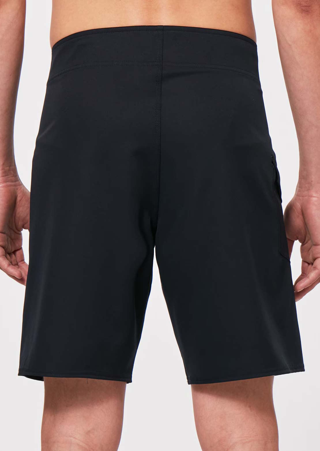 Oakley Men's Kana 21" 2.0 Shorts Blackout