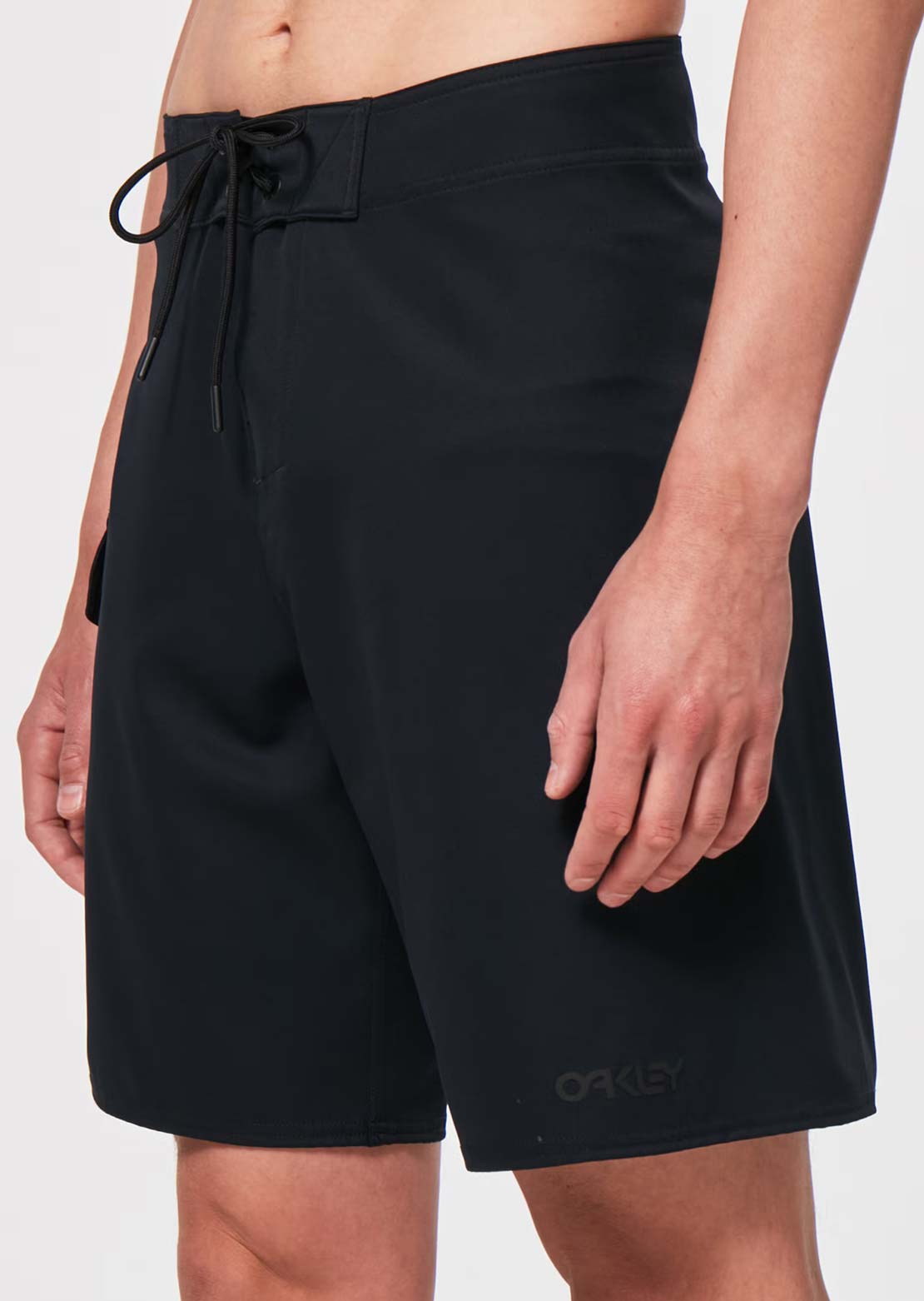 Oakley Men's Kana 21" 2.0 Shorts Blackout