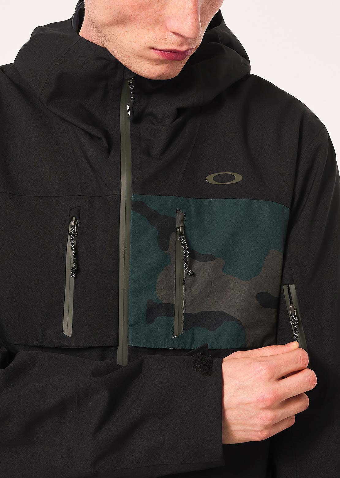Oakley Men&#39;s Kendall RC Shell Jacket Black/B1B Camo Hunter