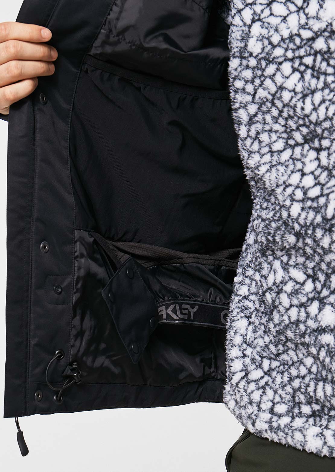 Oakley Men&#39;s Range RC Jacket Blackout