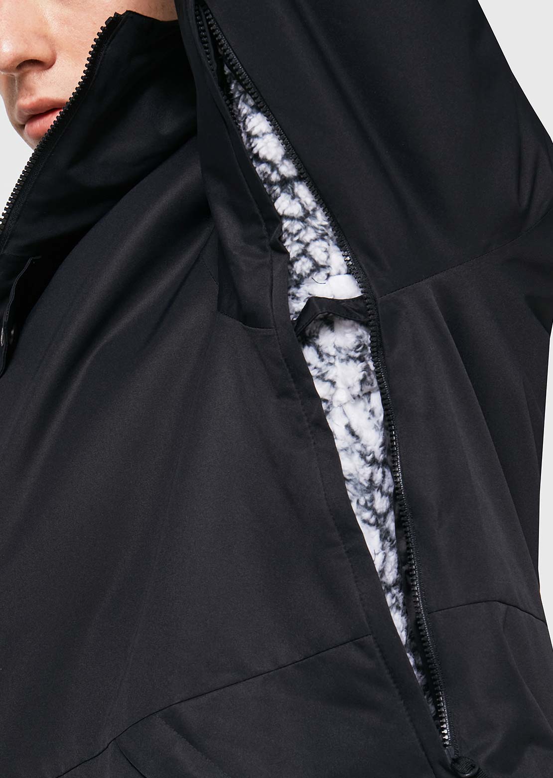Oakley Men&#39;s Range RC Jacket Blackout