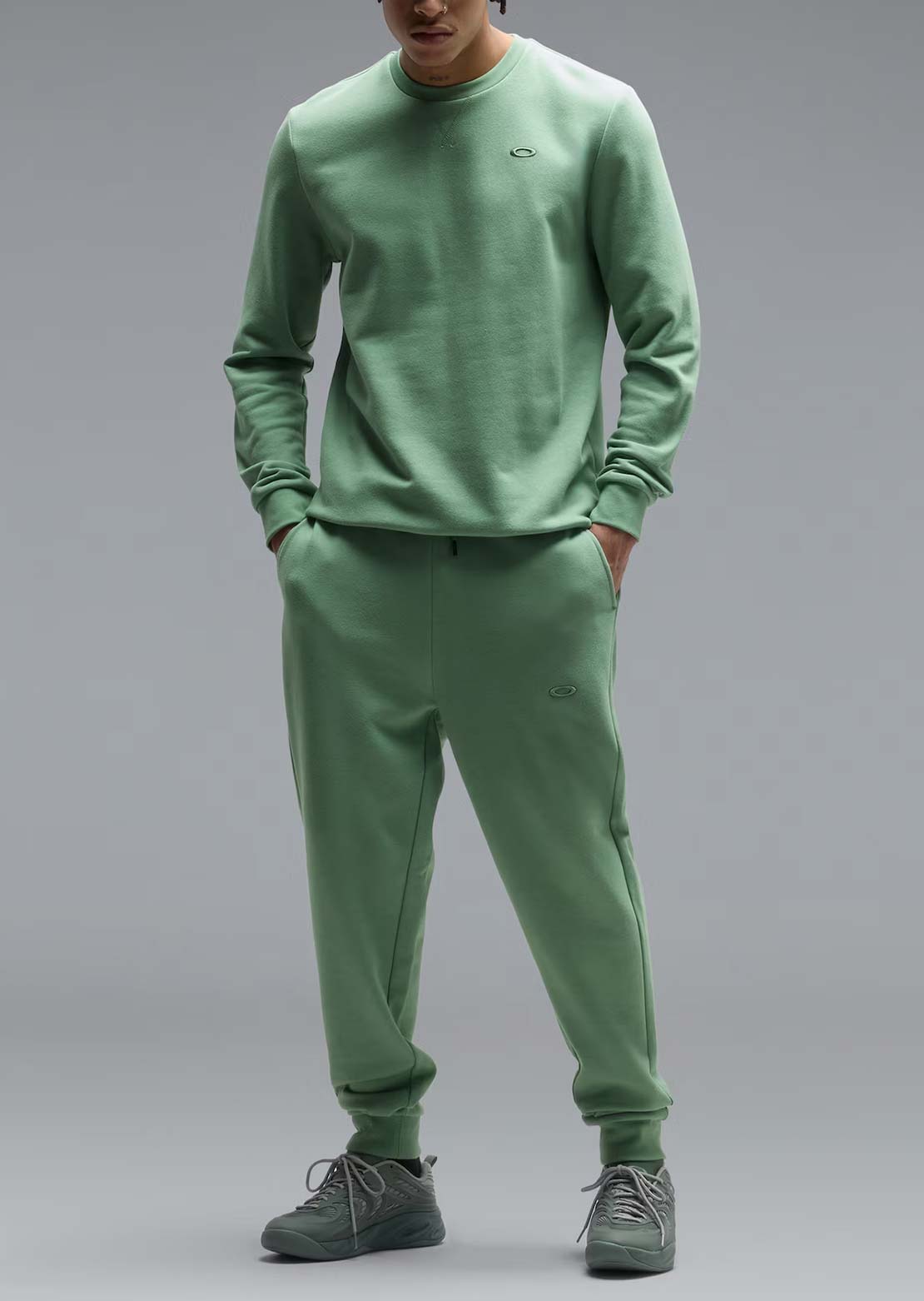 Oakley Men's Relax 2.0 Crewneck Sweatshirt Nile Green