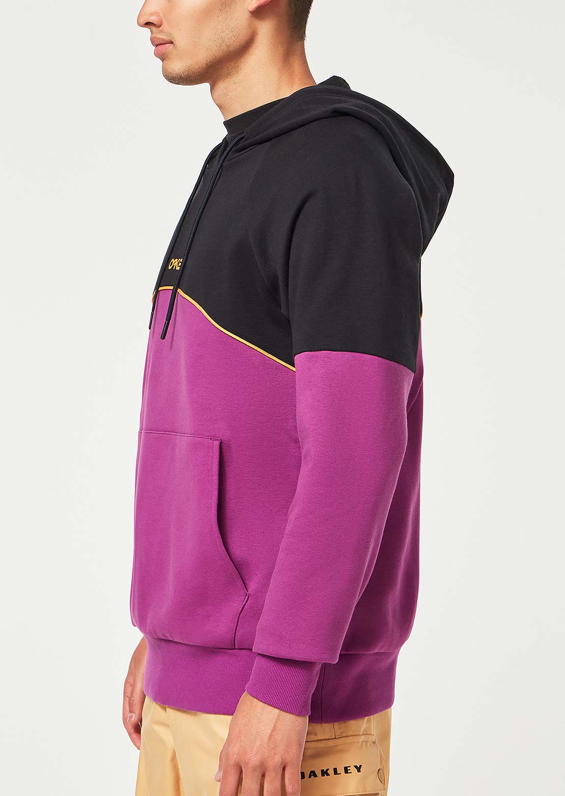 Oakley Men&#39;s TNP Rotation RC DWR Hood Blackout/Ultra Purple