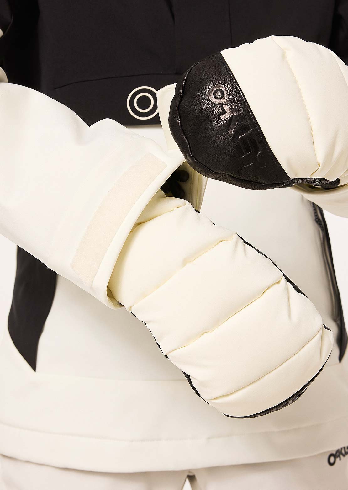 Oakley Women's TNP TBT Insulated Anorak Arctic White/Blackout