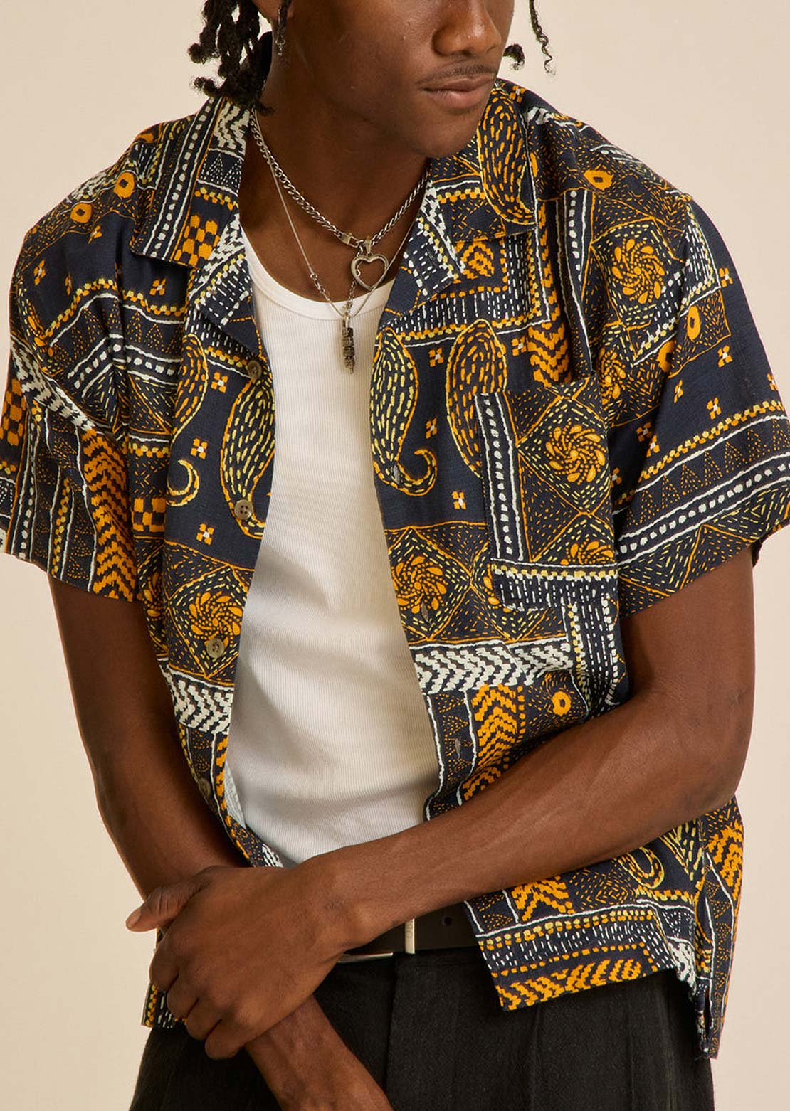 Obey Men&#39;s Archie Woven Button Up Shirt Navy