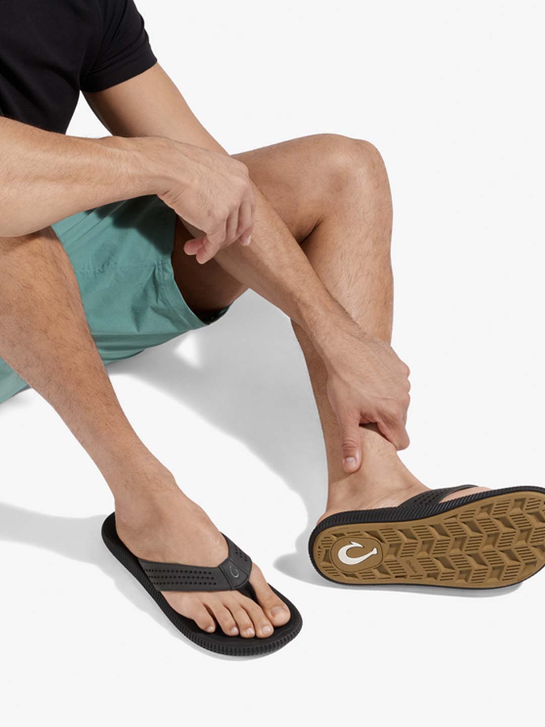 Olukai Men's Ulele Sandals Lava Rock/Lava Rock