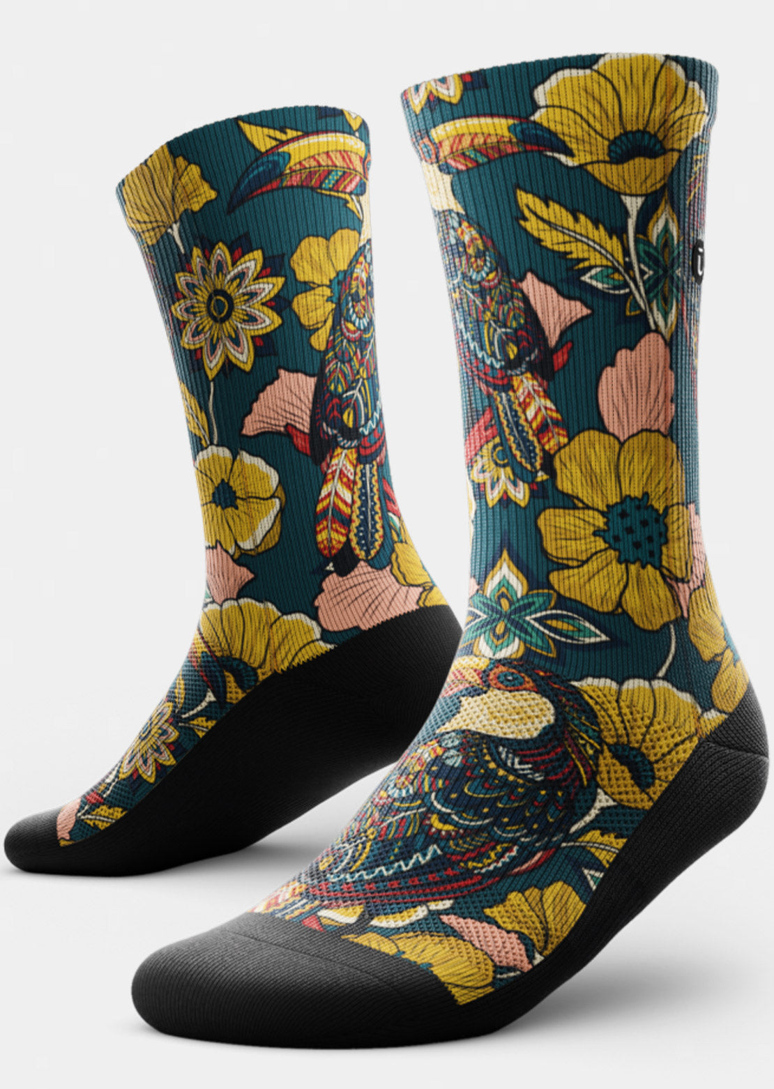 Outway Unisex Toucan Tango Crew Socks