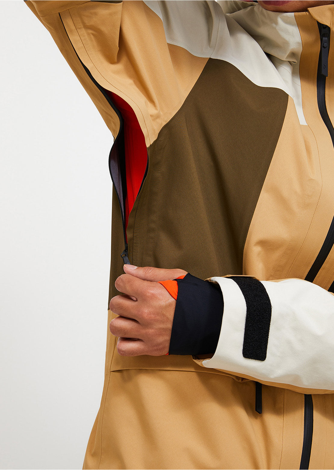 Peak Performance Men's Gravity Gore-Tex 3L Jacket Sierra Sand