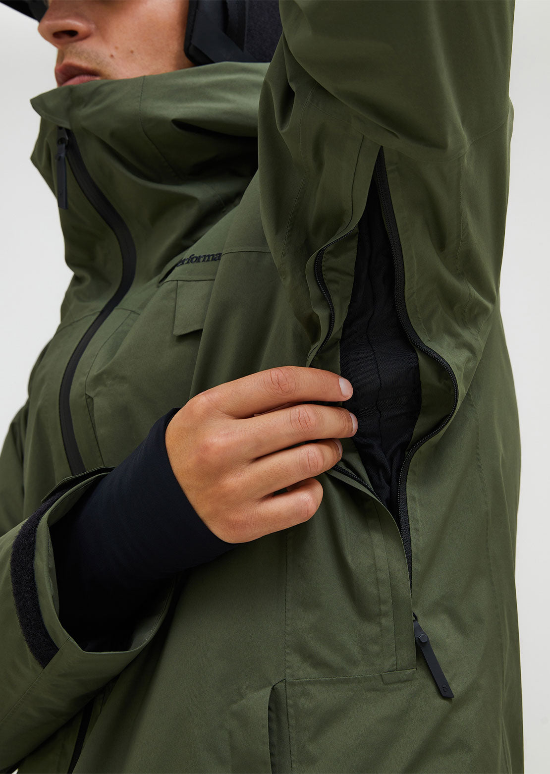 Peak Performance Men's Alpine Gore-Tex Insulated Jacket Pine Needle