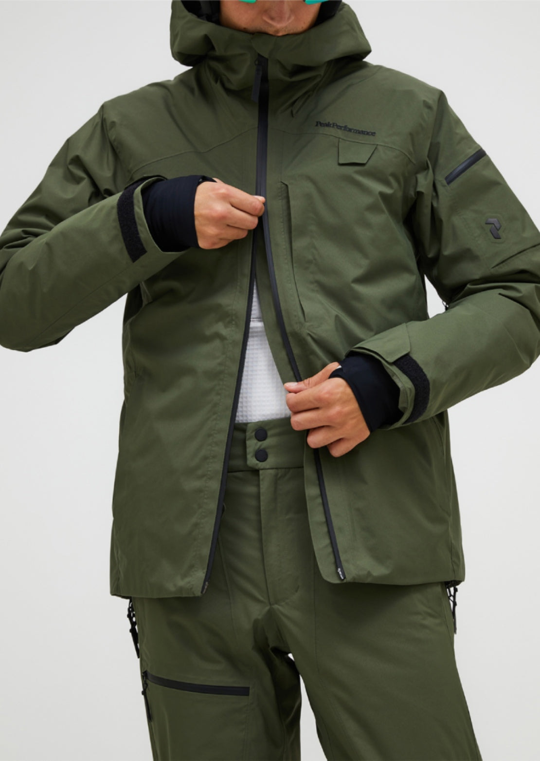 Peak Performance Men's Alpine Gore-Tex Insulated Jacket - PRFO Sports