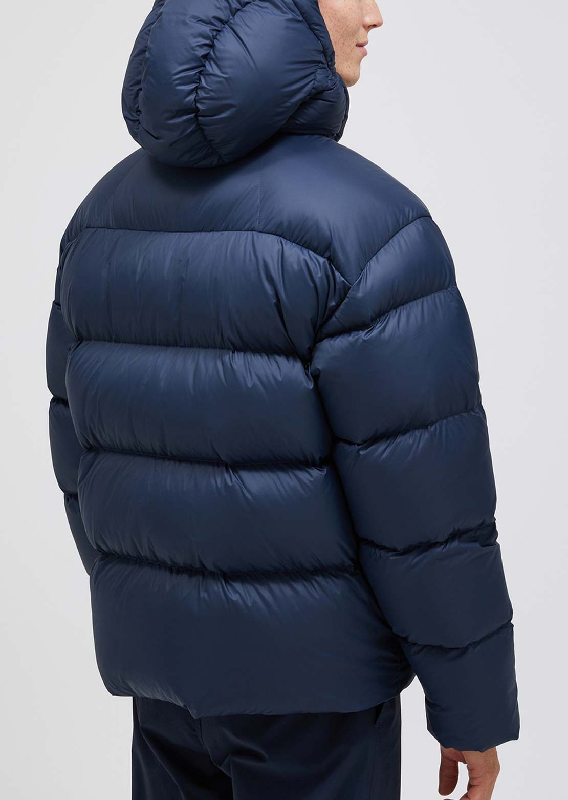 Peak Performance Men&#39;s Frost Oversized Down Pullover Blue Shadow