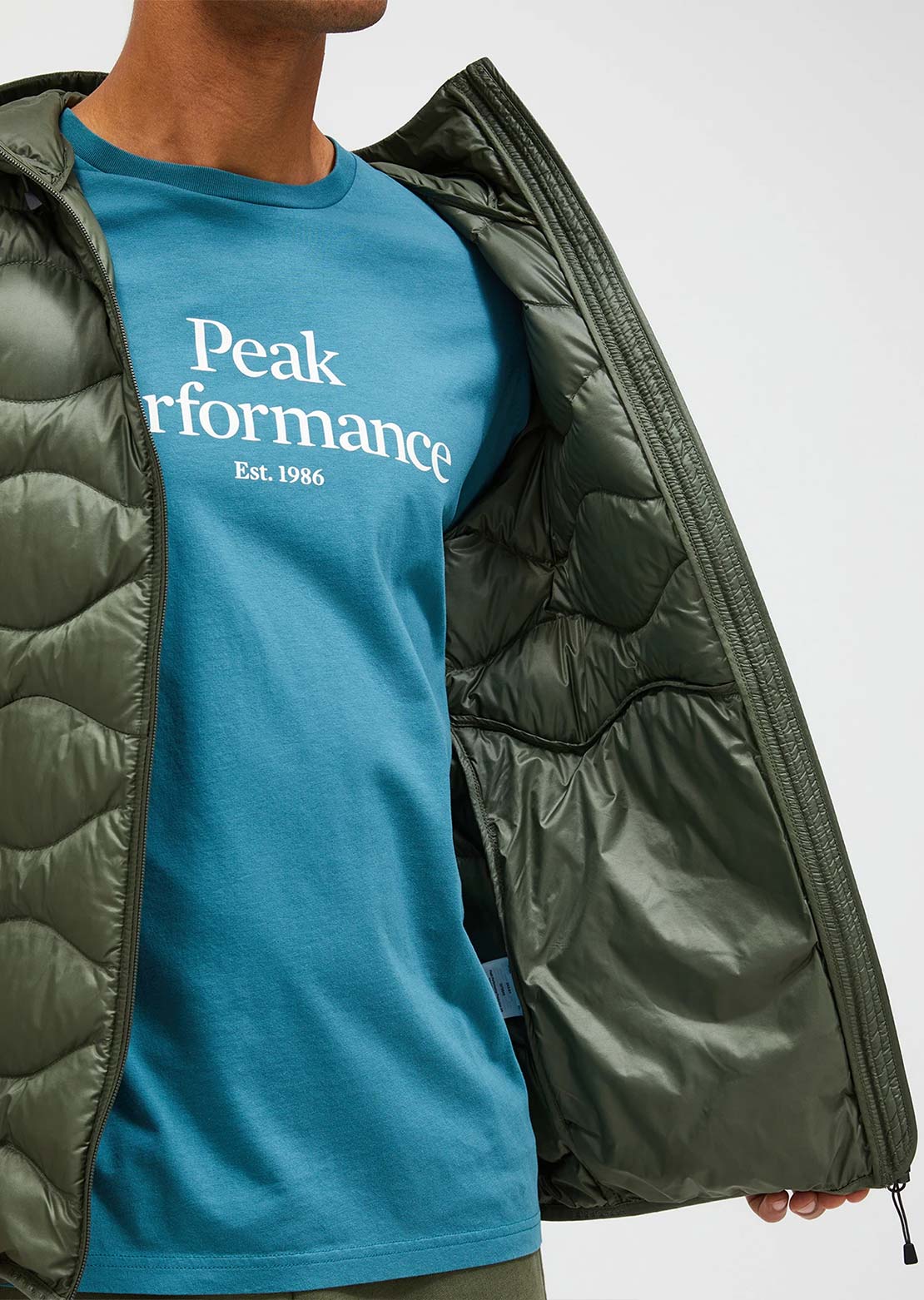Peak Performance Men's Helium Down Hood Jacket Pine Needle