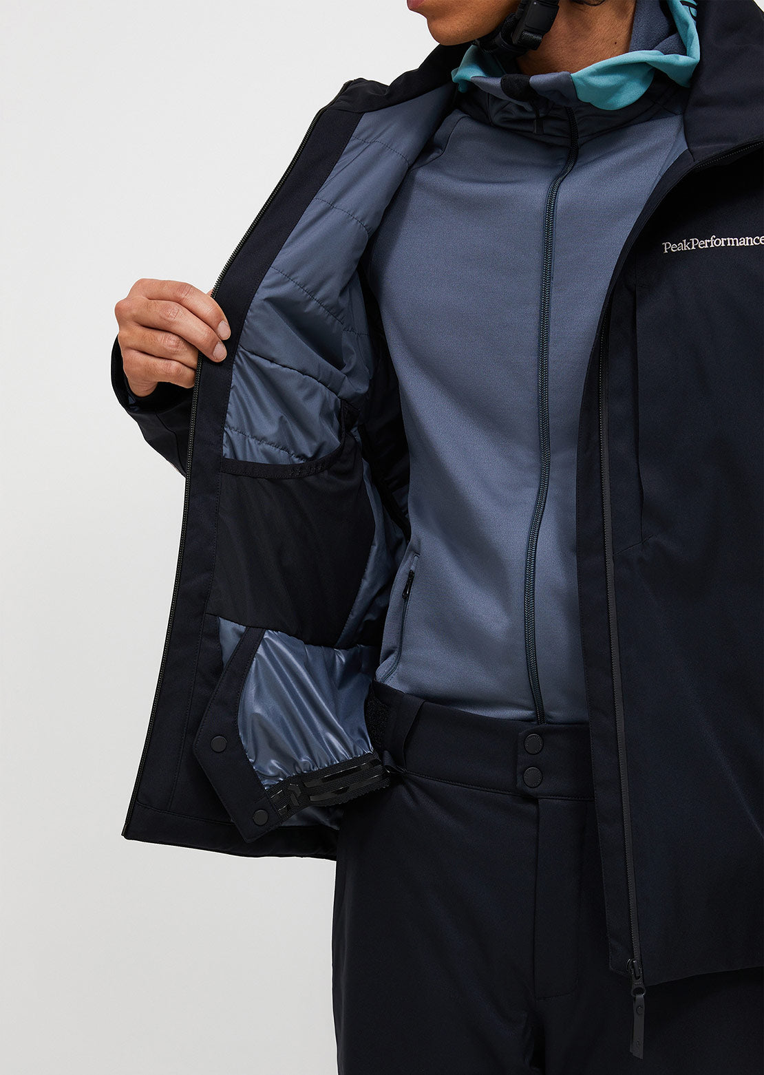 Peak Performance Men's Maroon Insulated Jacket Black