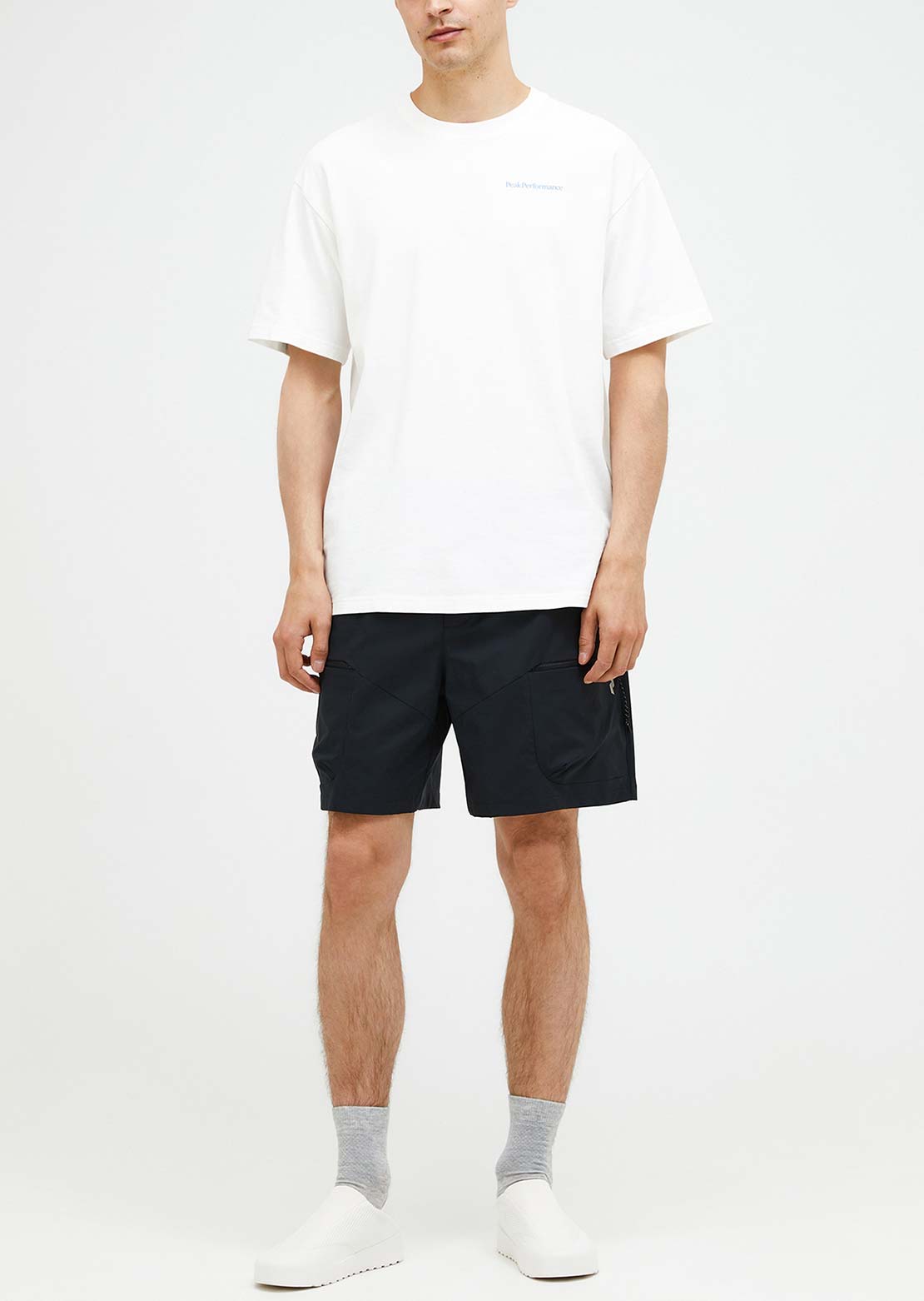 Peak Performance Men's Outdoor Cargo Shorts Black