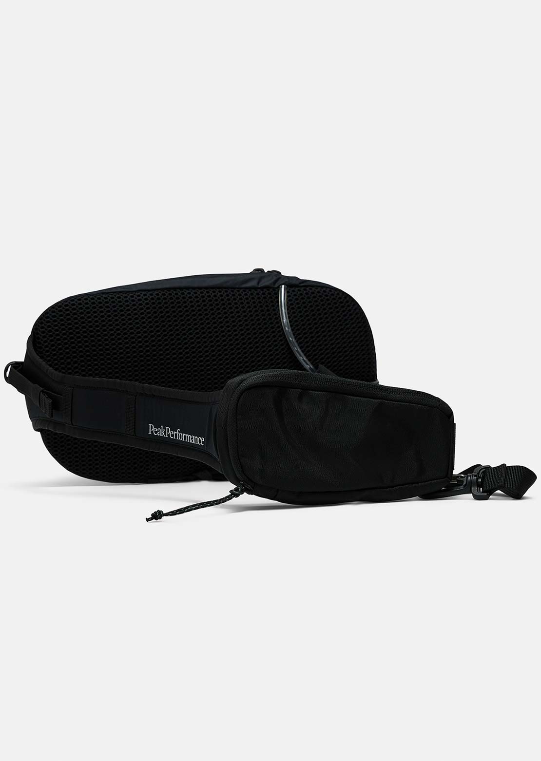 Peak Performance Unisex Outdoor 4.5L Sling Bag Black