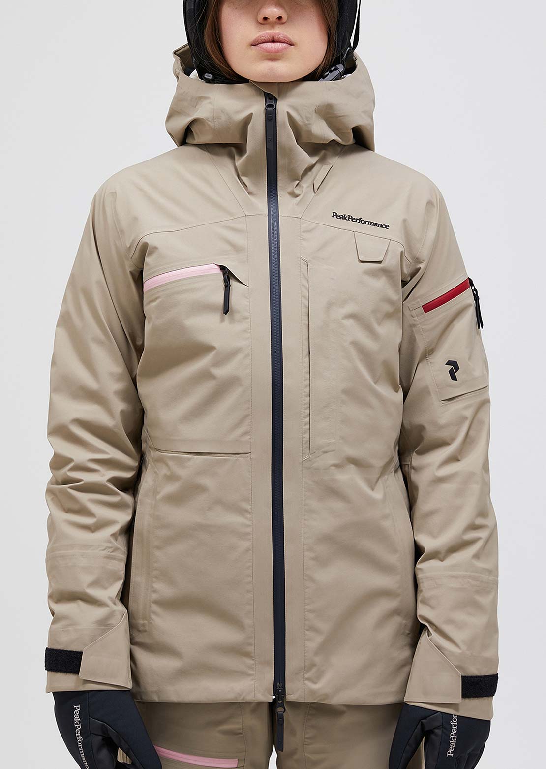 Peak Performance Women's Alpine Gore-Tex Jacket - PRFO Sports Peak Performance Women's Alpine Gore-Tex Jacket - PRFO Sports