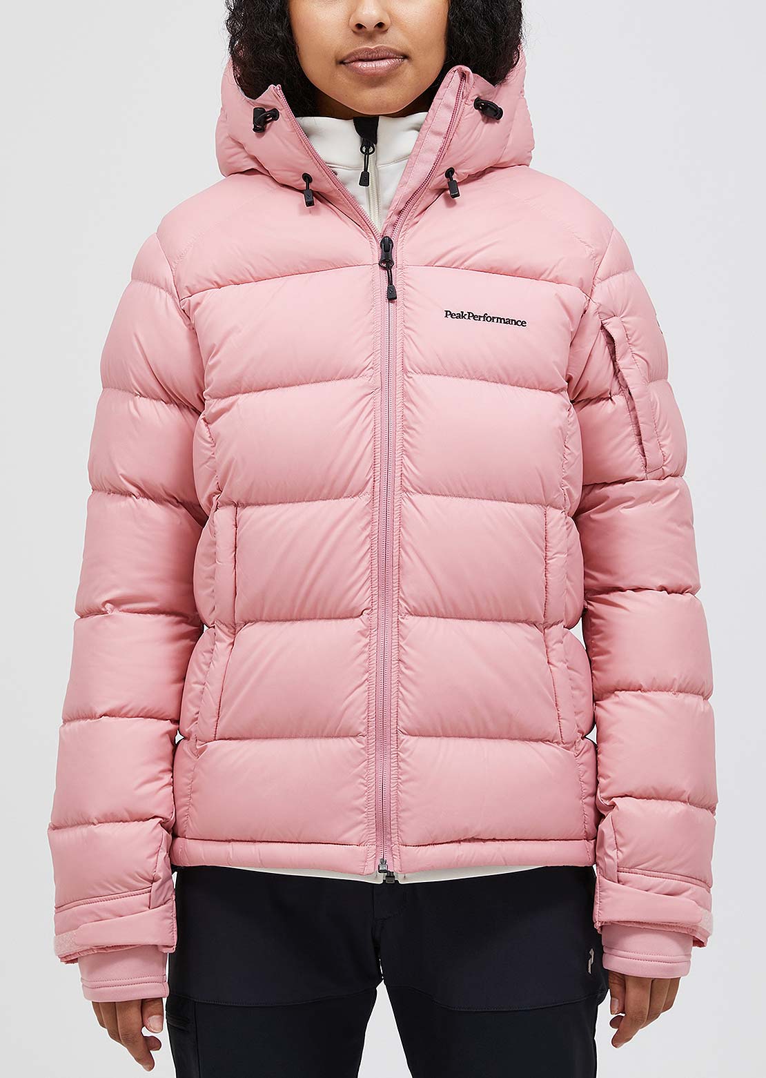 Peak Performance Women&#39;s Frost Down Jacket Warm Blush