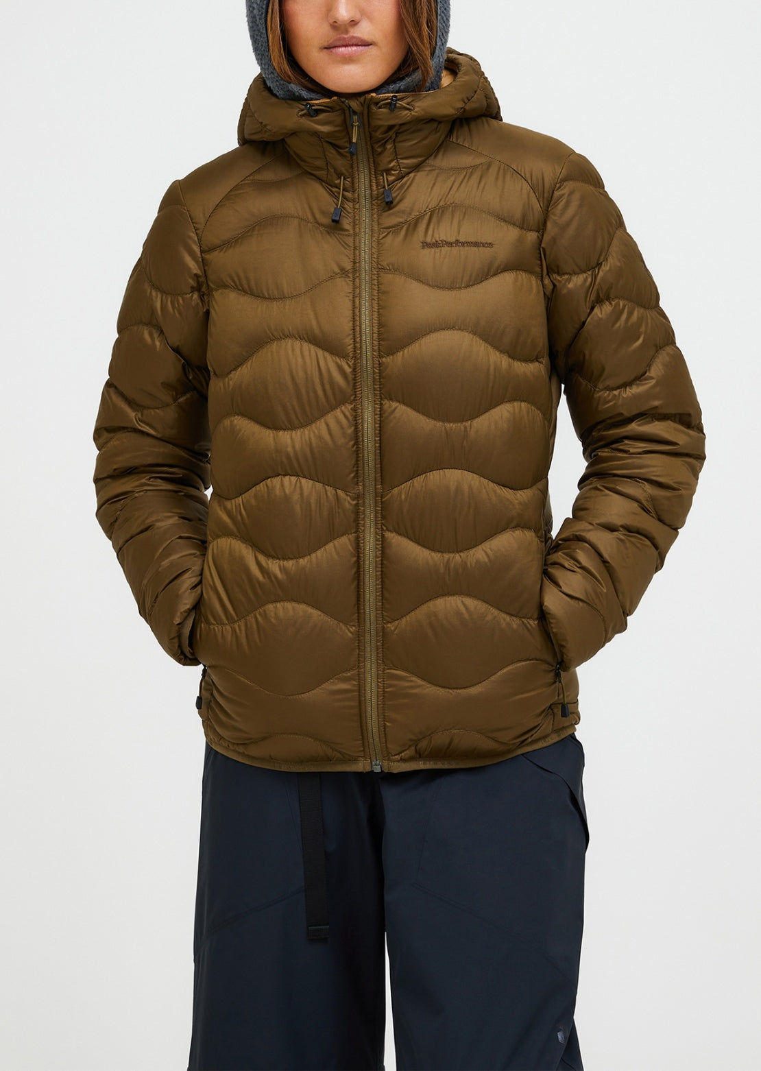 Peak Performance Women's Helium Down Hood Jacket Meadow Moss/Sierra Sand