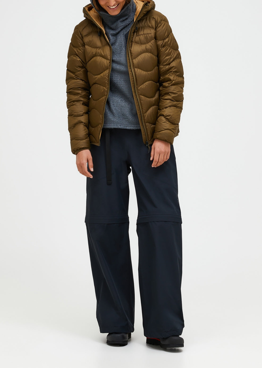 Peak Performance Women's Helium Down Hood Jacket Meadow Moss/Sierra Sand