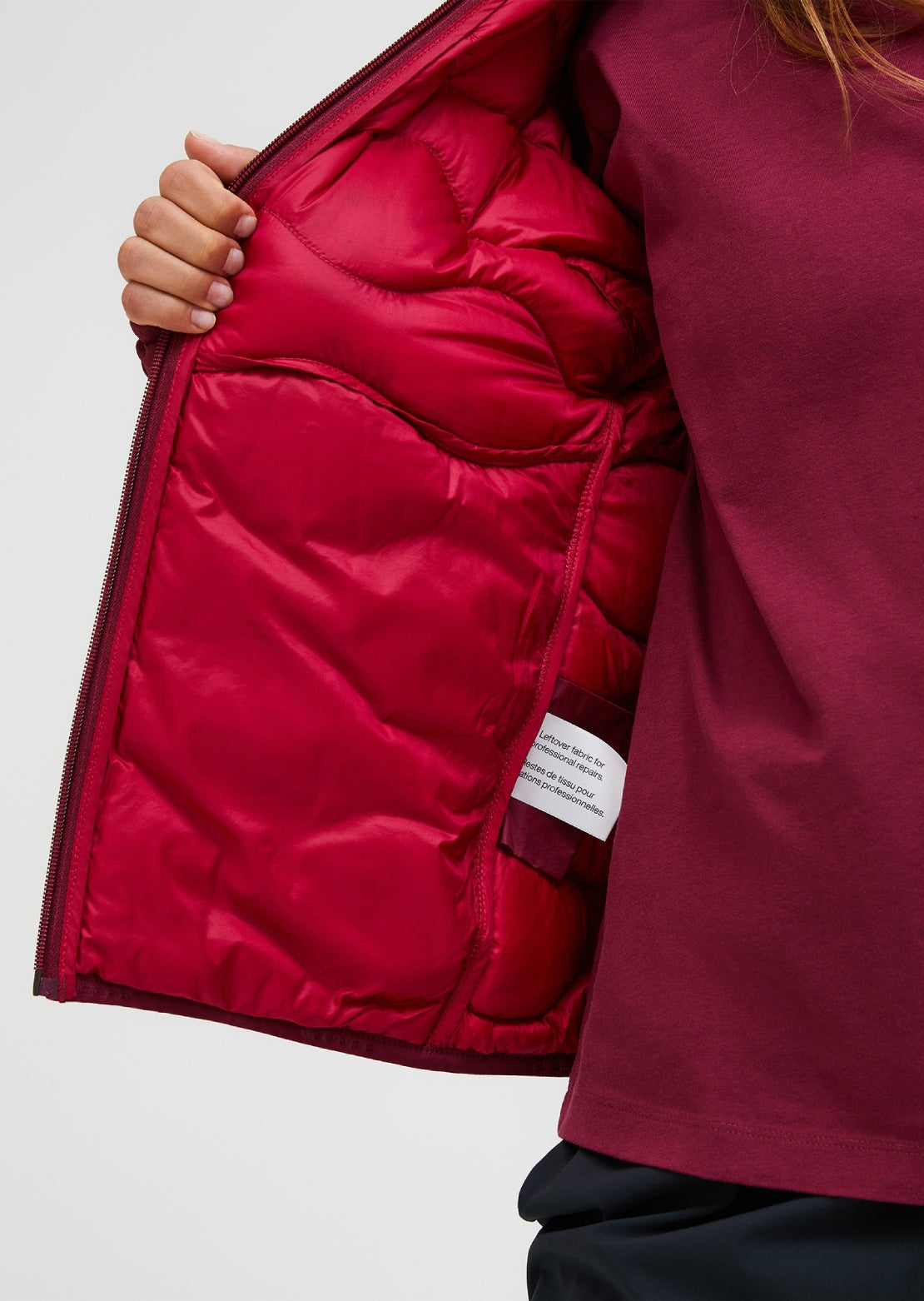 Peak Performance Women's Helium Down Hood Jacket Vertical Zenith/Tech Burgundy